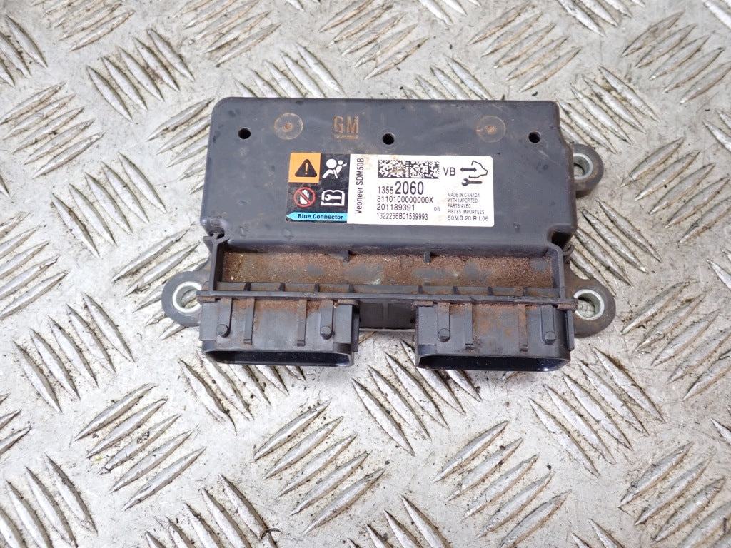 Sensor Poduszek Chevrolet Tahoe Suburban Yukon Cadillac Escalade 2021-