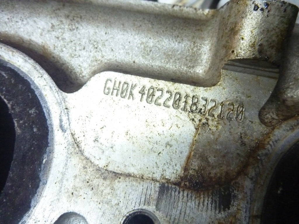 Head Suburban Yukon Tahoe Silverado 5.3 2014-