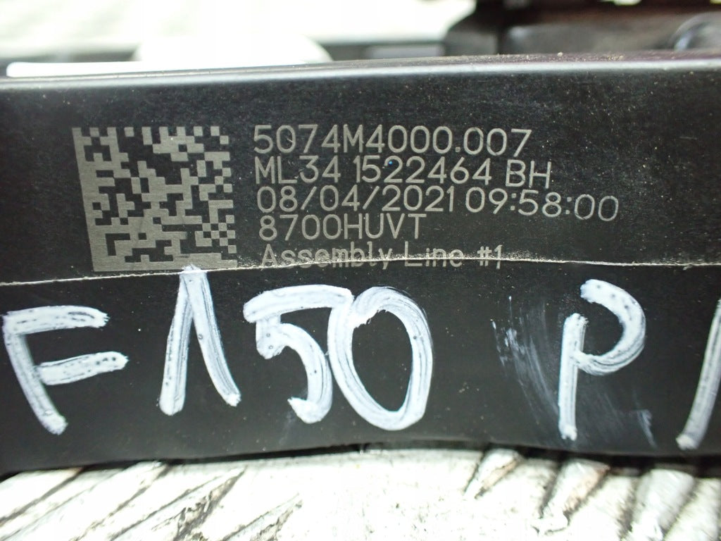 Right Front Door Handle Keyless Ford F150 Lariat 2021-