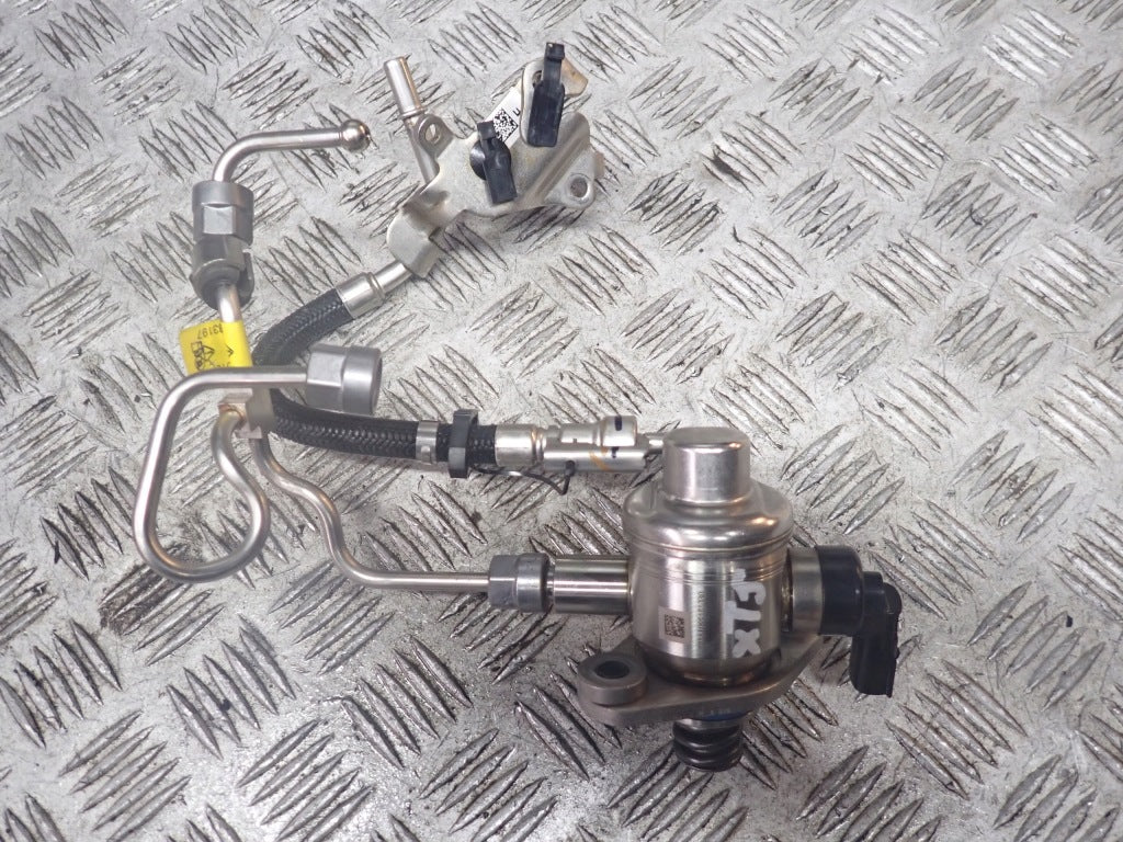 High Pressure Fuel Pump Chevrolet Camaro Cadillac XT5 3.6 LGX 2017