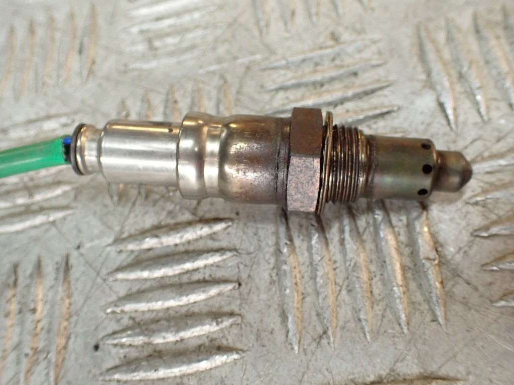 Sonda lambda do Ford F150 3.5 Hybrid Powerboost 2025, część zamienna marki Autolandparts, widoczna z przewodami i czujnikiem