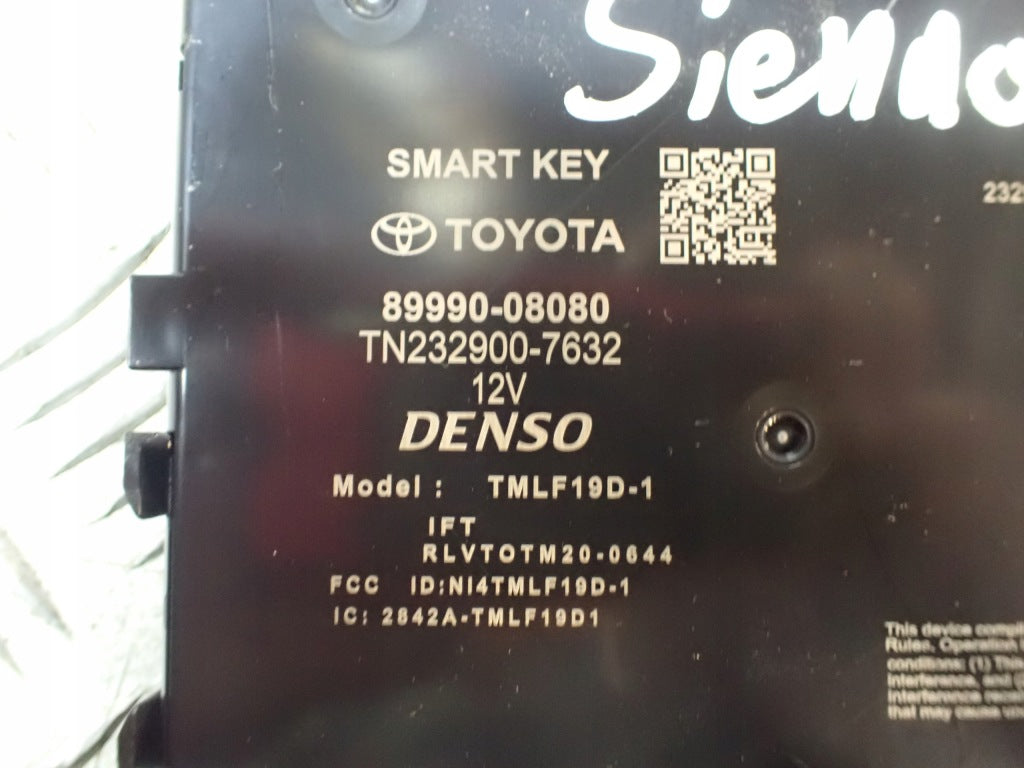 Moduł Sterownik Smart Key Centralnego Zamka Kluczyka Toyota Sienna 2021