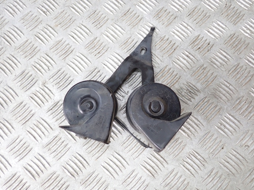 Horn Signal Chevrolet Silverado Suburban Tahoe Escalade Sierra Yukon 19-