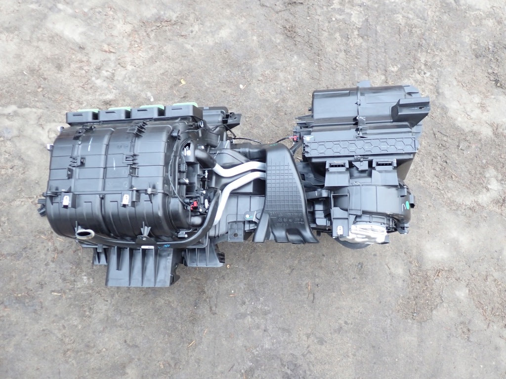 Nagrzewnica Kpl. Chevrolet Tahoe Suburban GMC Yukon Cadillac Escalade 2021