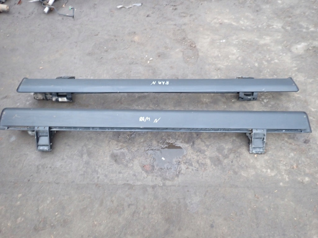Electric Retractable Steps Pair Set Dodge RAM Crew Cab V 2019-