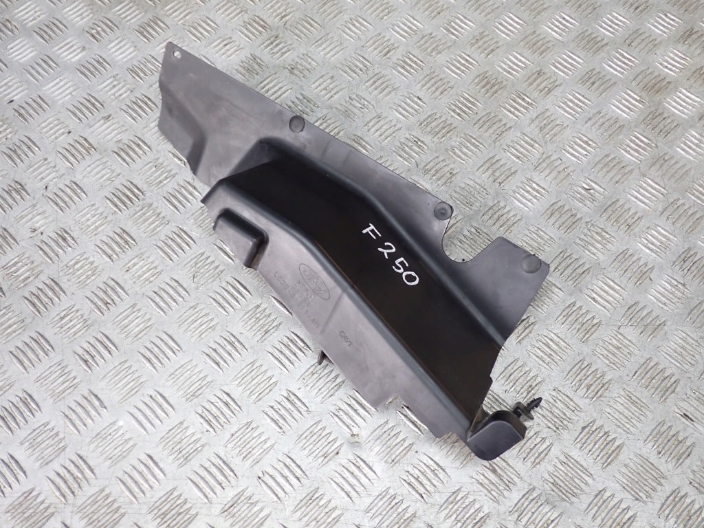 Kierownica powietrza prawa do Ford F350 F250 6.2 4x4 2021, część samochodowa Autolandparts, widoczna z bliska