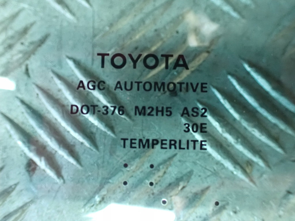 Szyba Drzwi Prawa Przednia Prawy Przód Toyota Tundra 2022-
