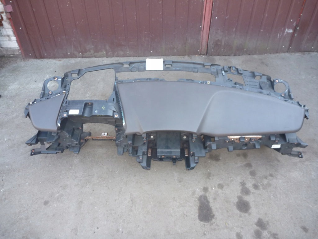 Deska Kokpit Poduszka Tahoe Suburban Yukon 2015-