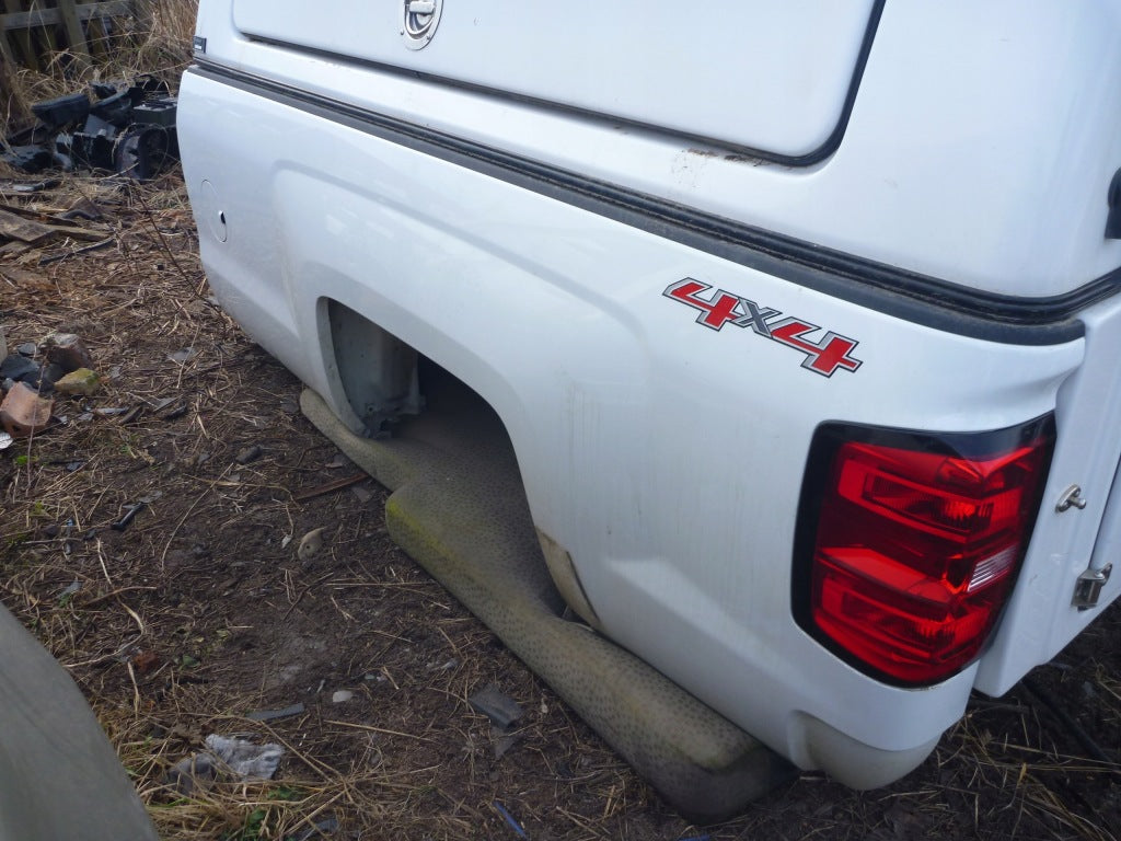 Błotnik Ćwiartka Bok Paka Chevrolet Silverado 13-