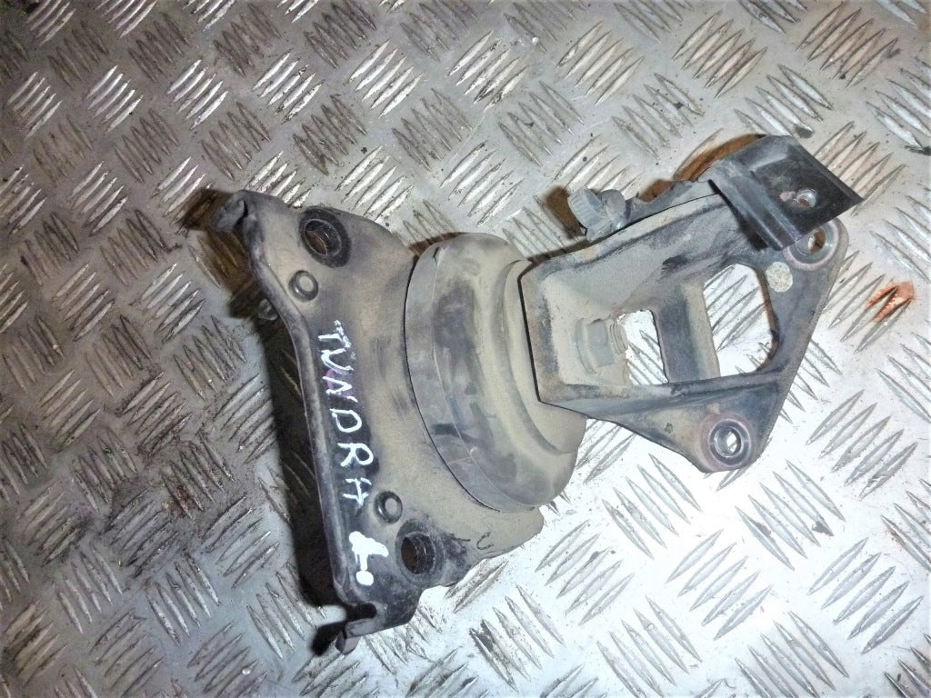 Engine Mount Paw Toyota Tundra 4.0 2007-