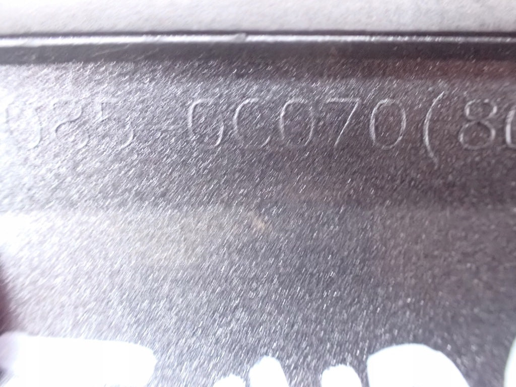 Listwa Błotnika Prawa Przednia Przód Toyota Tundra Sequoia 22-