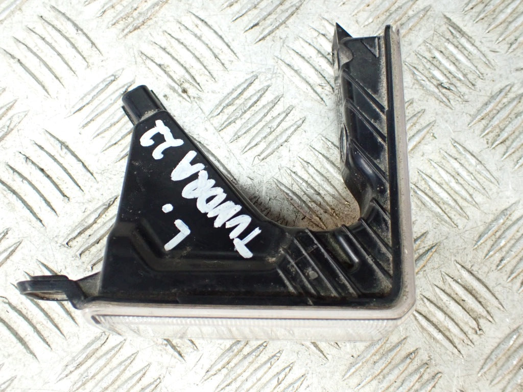 Lampka Lampa Tył Cofania Wstecznego Prawa Lewa Toyota Tundra 3.5 3.4 2022-
