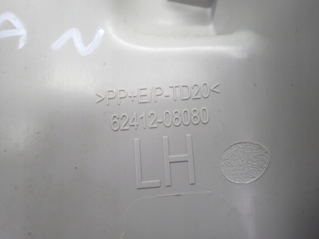 Osłona Słupka B Lewa Toyota Sienna XL40 2021