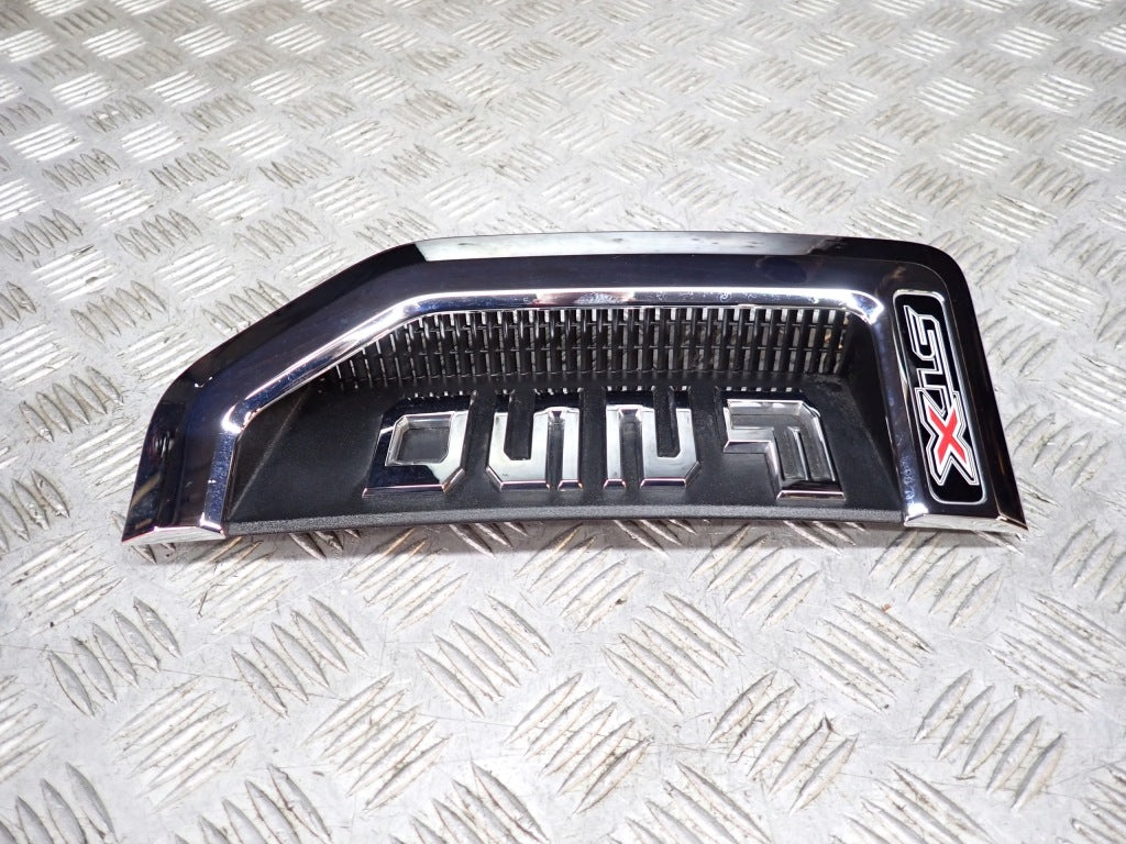 Emblem Intake Fender Grill Left Ford F350 F250 6.2 4x4 Super Duty 2021