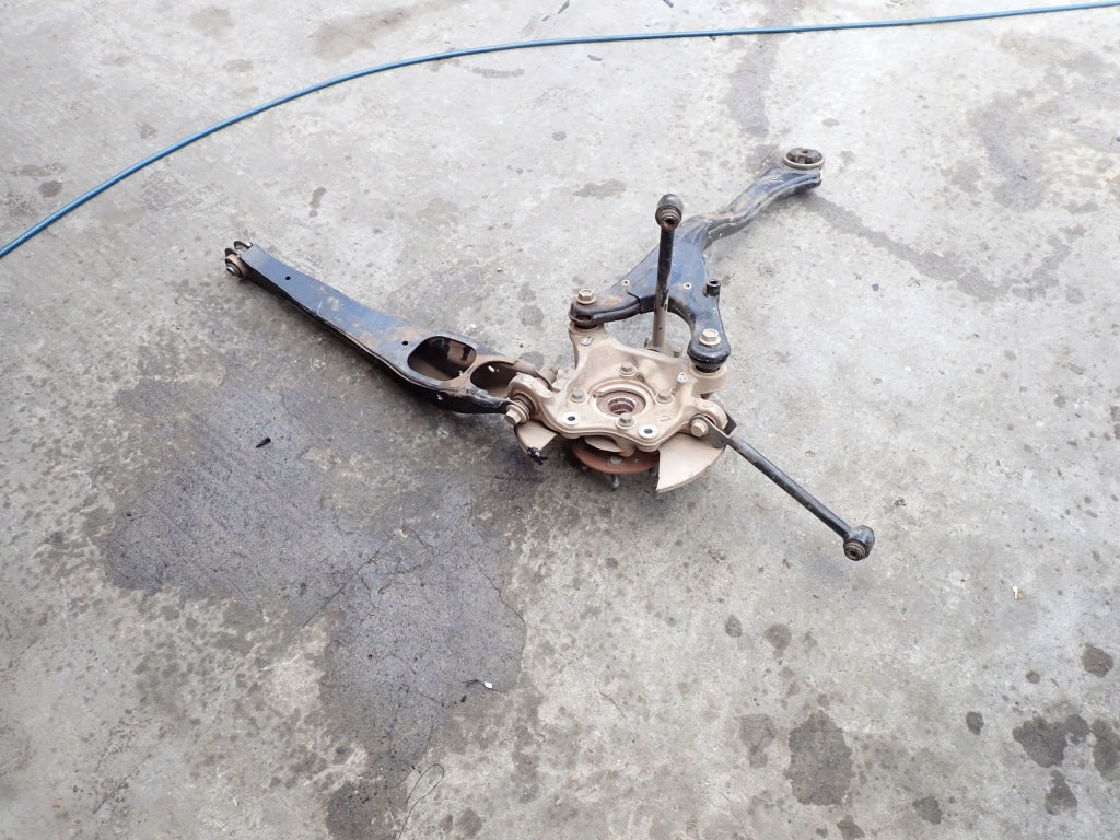 Right Rear Suspension Control Arm Steering Knuckle Chevrolet Tahoe Escalade Yukon 21-