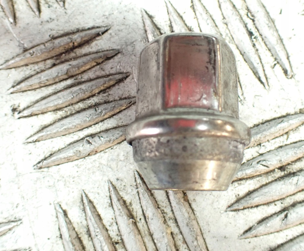 Wheel Nut Bolt Chevrolet Corvette C8 Z51 2020-
