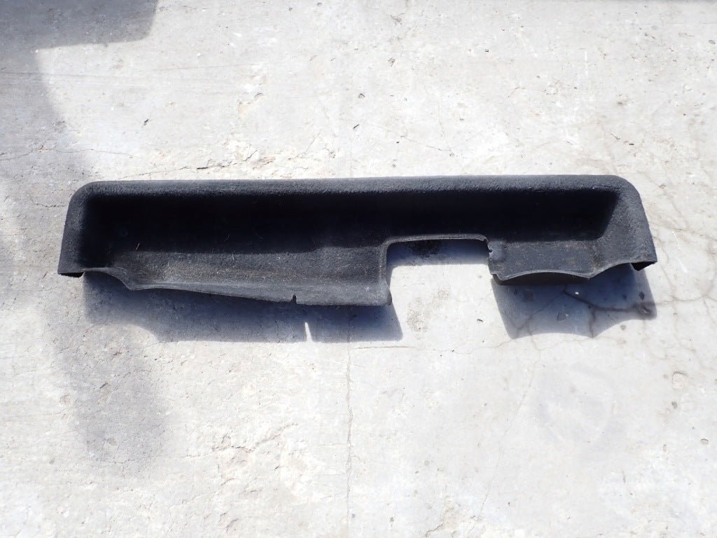 Dywan Wykładzina Schowka Pod Siedzeniami Chevrolet Silverado GMC Sierra 19-