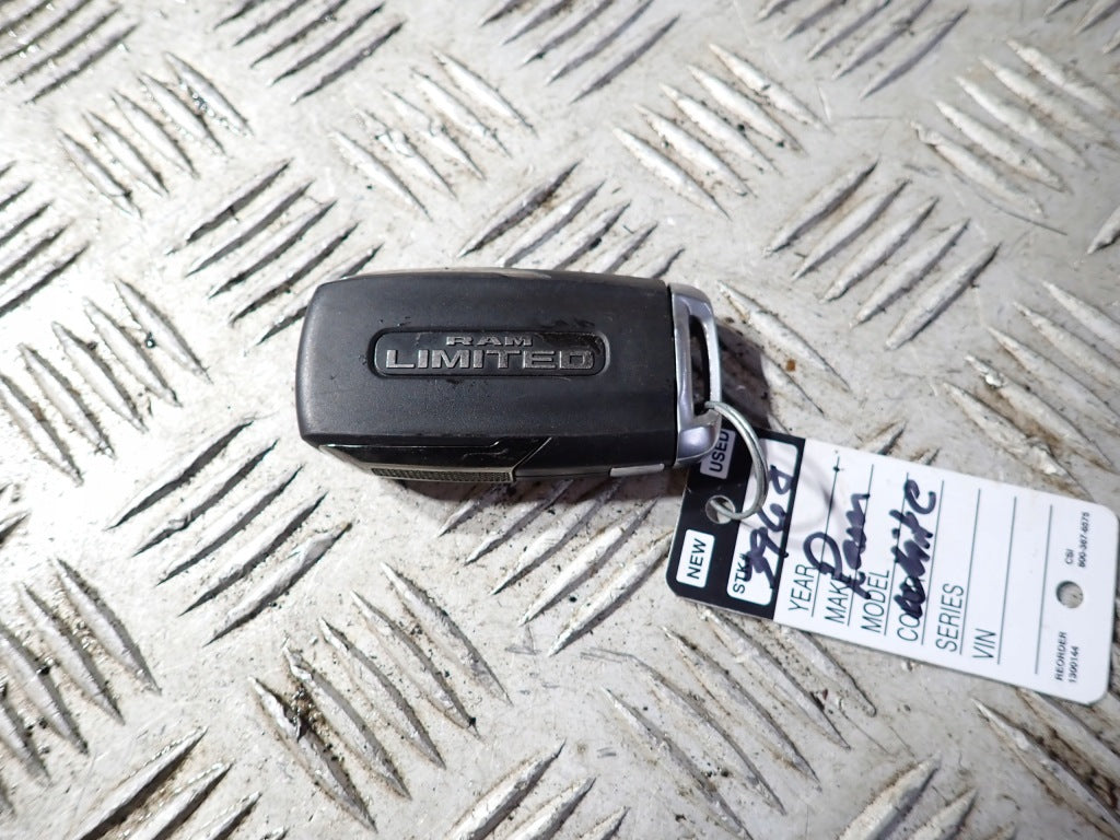 Kluczyk Pilot Dodge RAM Limited 2019-