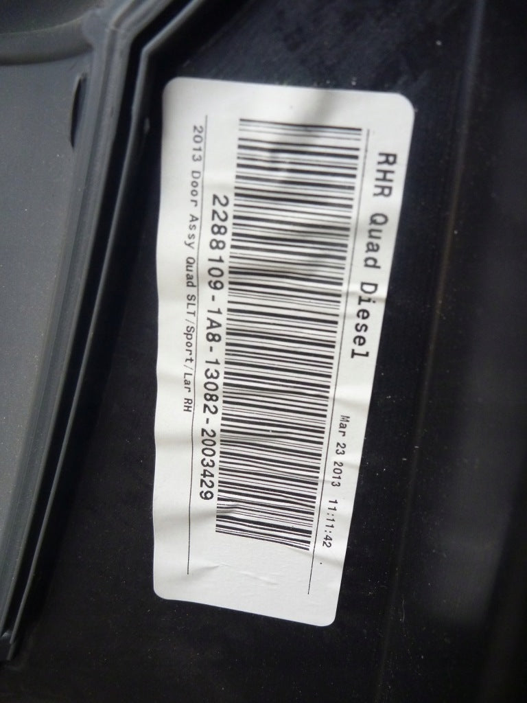 Boczek Drzwi Prawych Tylnych Dodge Ram 1500 13-