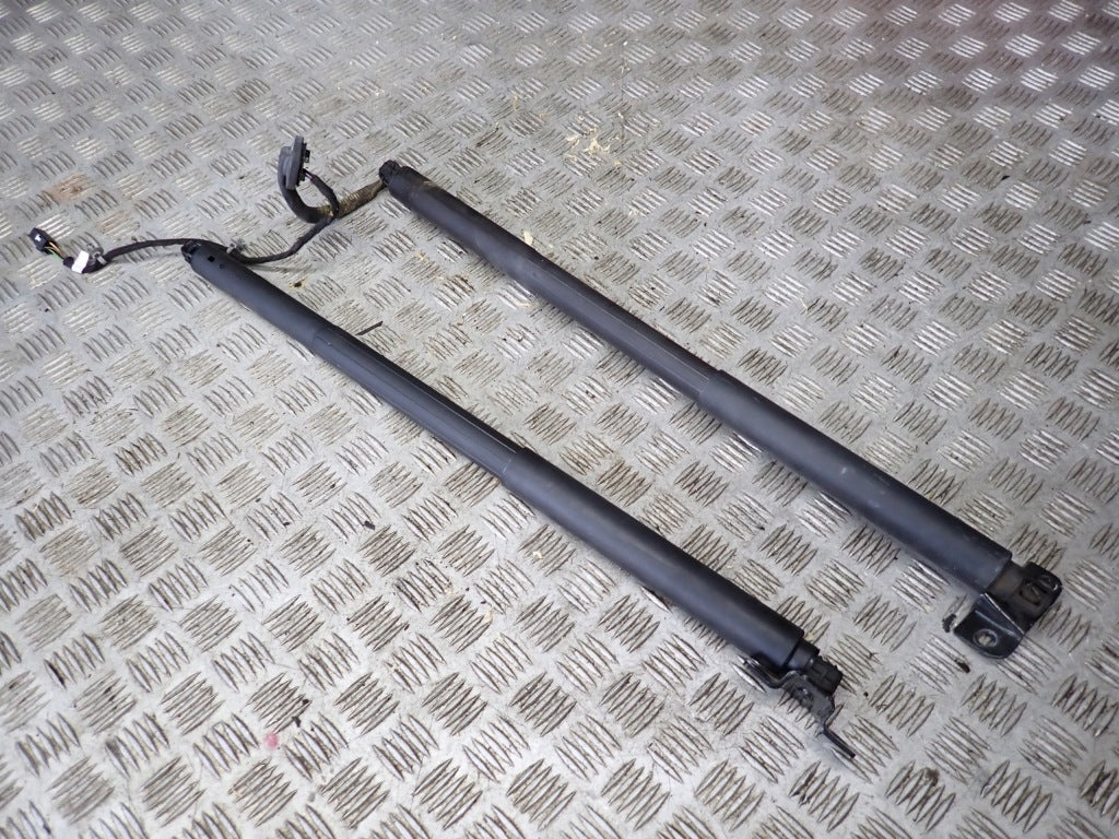 Teleskopy Amortyzatory Klapy Chevrolet Tahoe Suburban Yukon Escalade 21-