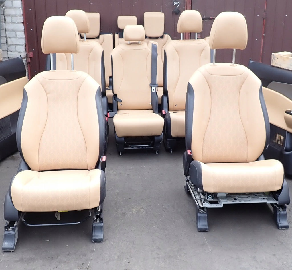 Tapicerka Kpl. Kanapa Fotele Kia Carnival LX 3.5 KA4 2020-