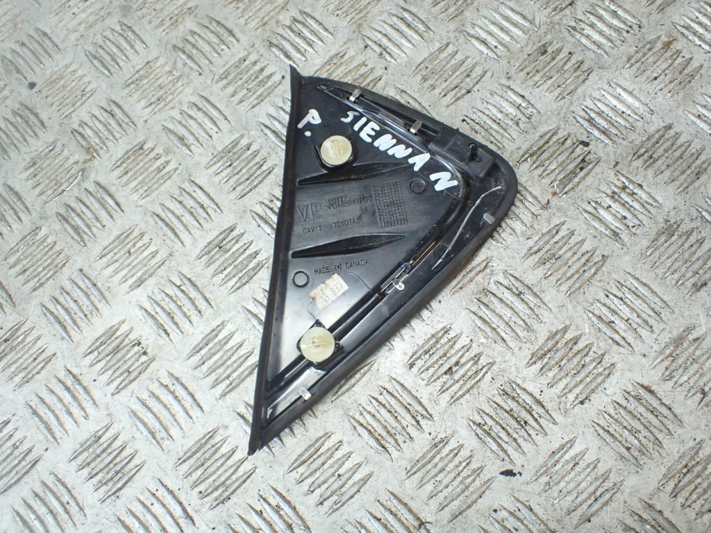 Osłona Listwa Słupka Błotnika Przód Lewa Prawa Toyota Sienna XL40 2021