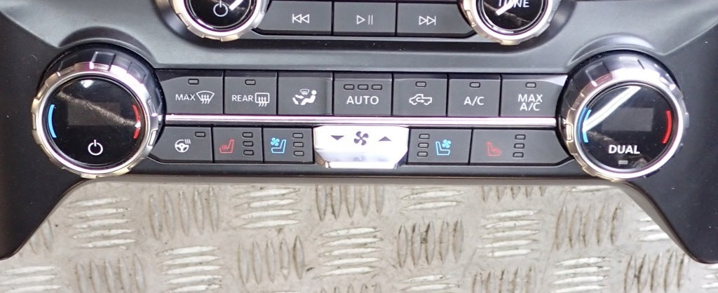 Panel Klimatyzacji Ford F150 Crew Cab Lariat 2022-