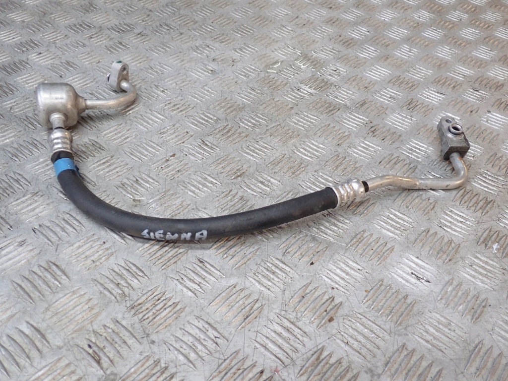 Rurka Wąż Przewód Klimatyzacji Toyota Sienna XL40 2021