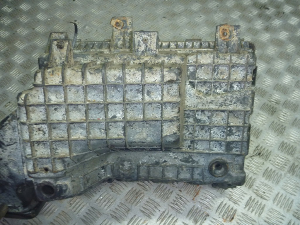 Obudowa Filtra Powietrza Dodge Ram 2500 6.4 2015