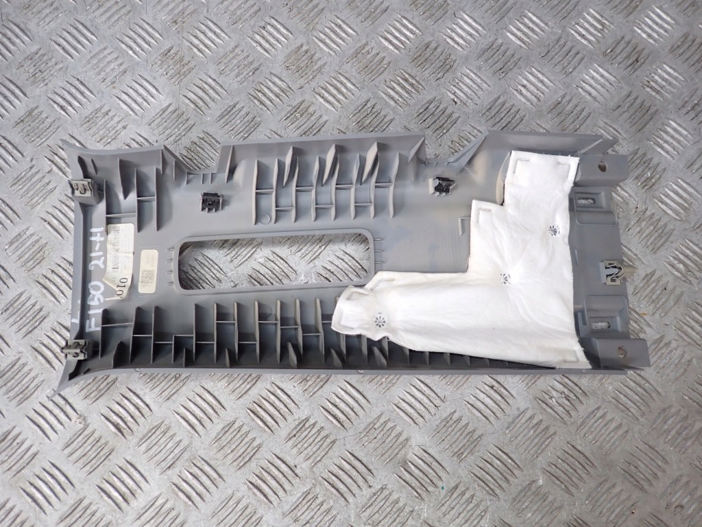 Osłona Górna Poszycie Słupka B Ford F150 2022