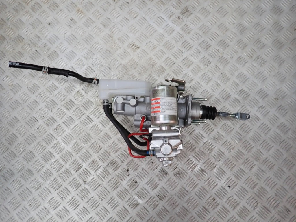Pompa Hamulcowa Elektryczna Toyota Sienna XL40 2.5 Hybrid 2021