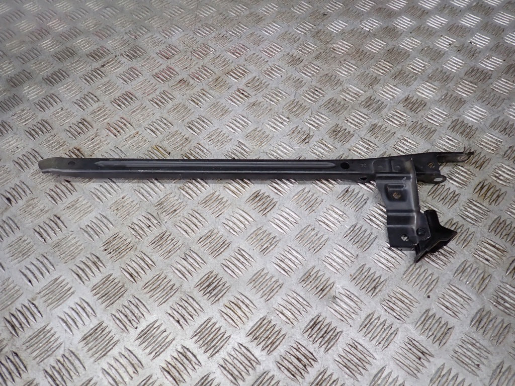 Front Bumper Reinforcement, Vertical, Toyota Sienna XL40 2.5 Hybrid 2021–