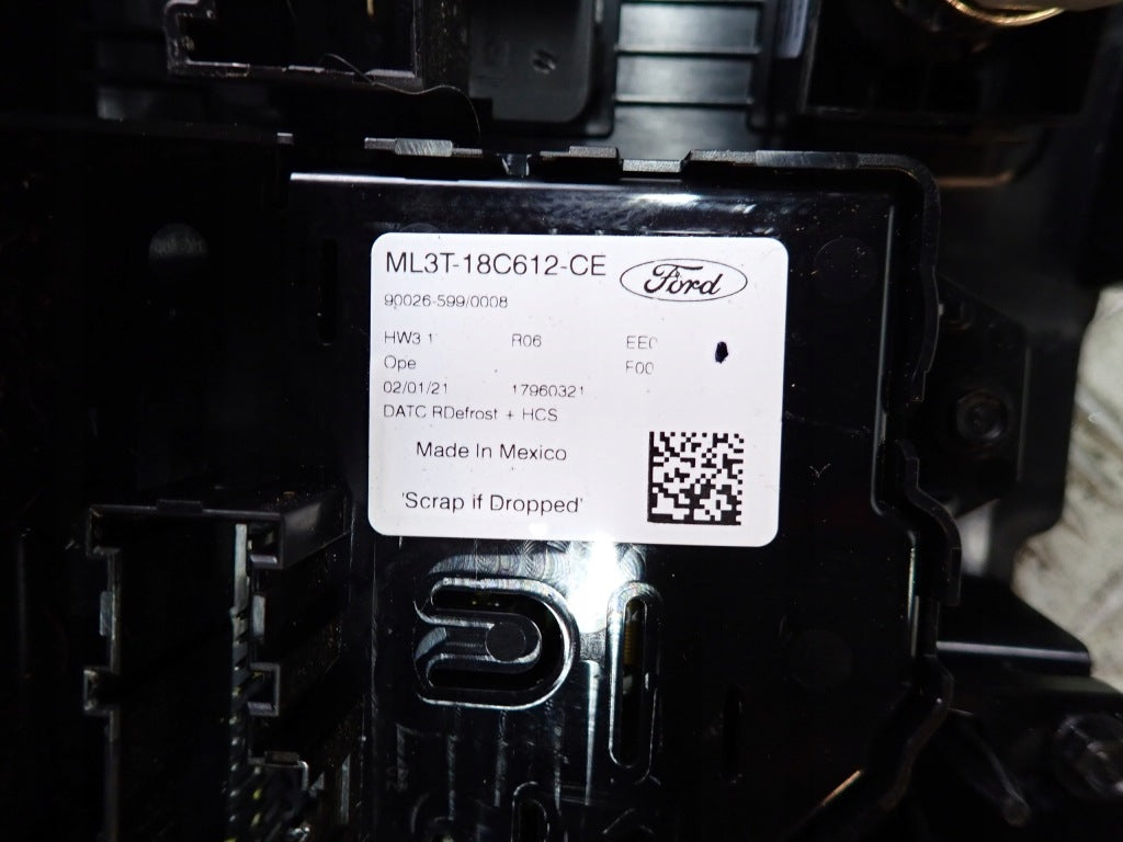 Panel Nawiewu Klimatyzacji Ford F150 2021-