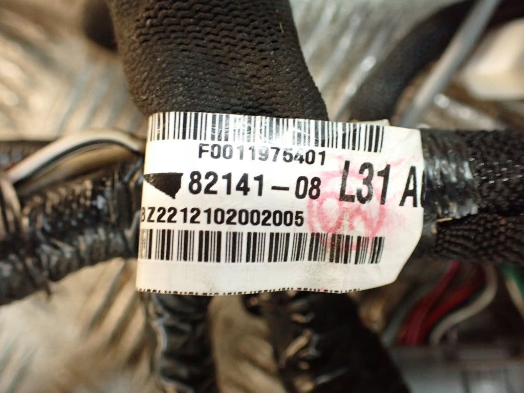 Wiring Harness and Floor Panels for the 2021 Toyota Sienna XL40