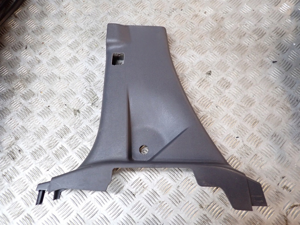 Osłona Słupka B Lewa Toyota Sienna XL40 2021