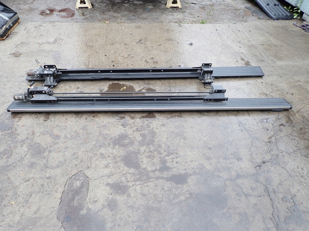 Stopnie Elektryczne Wysuwane Progi PARA Ford F150 Crew Cab Lariat 3.5 2022