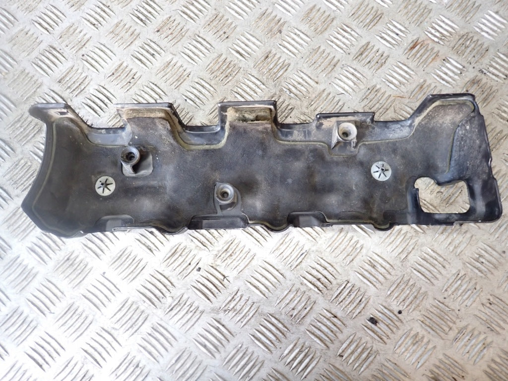 Right Valve Cover Chevrolet Silverado GMC Sierra 2019-