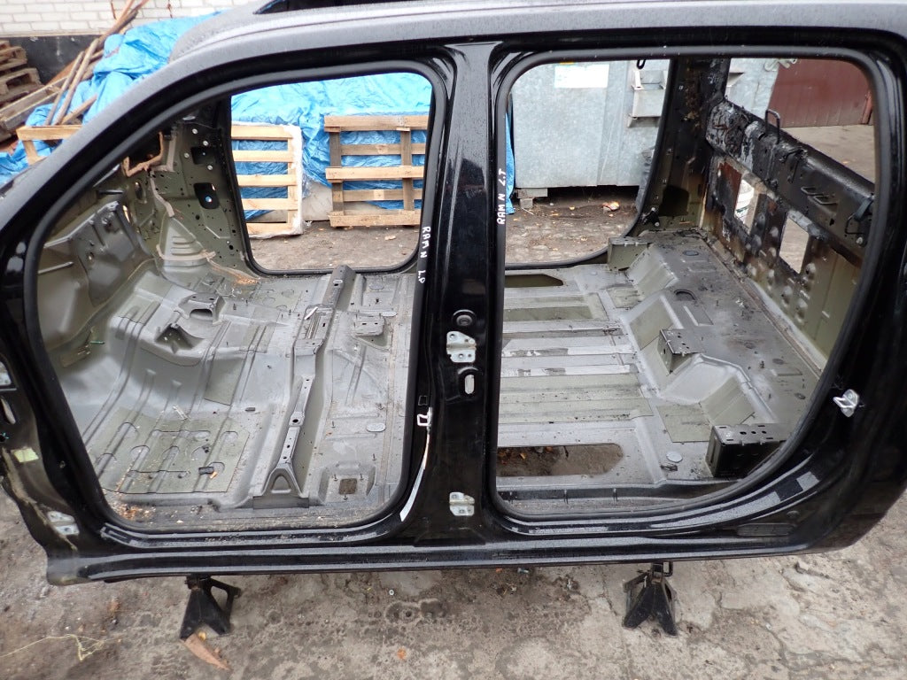 Słupek Przedni Środkowy Tylny Lewy Próg Dodge RAM Crew Cab 2019