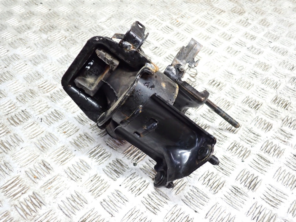 Toyota Sienna Hybrid XLE 2021 Rear Engine Mount