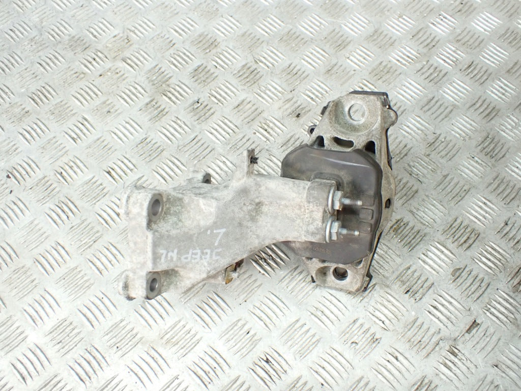 Left Engine Mount Jeep Grand Cherokee WL Long 3.6 4x4 21-