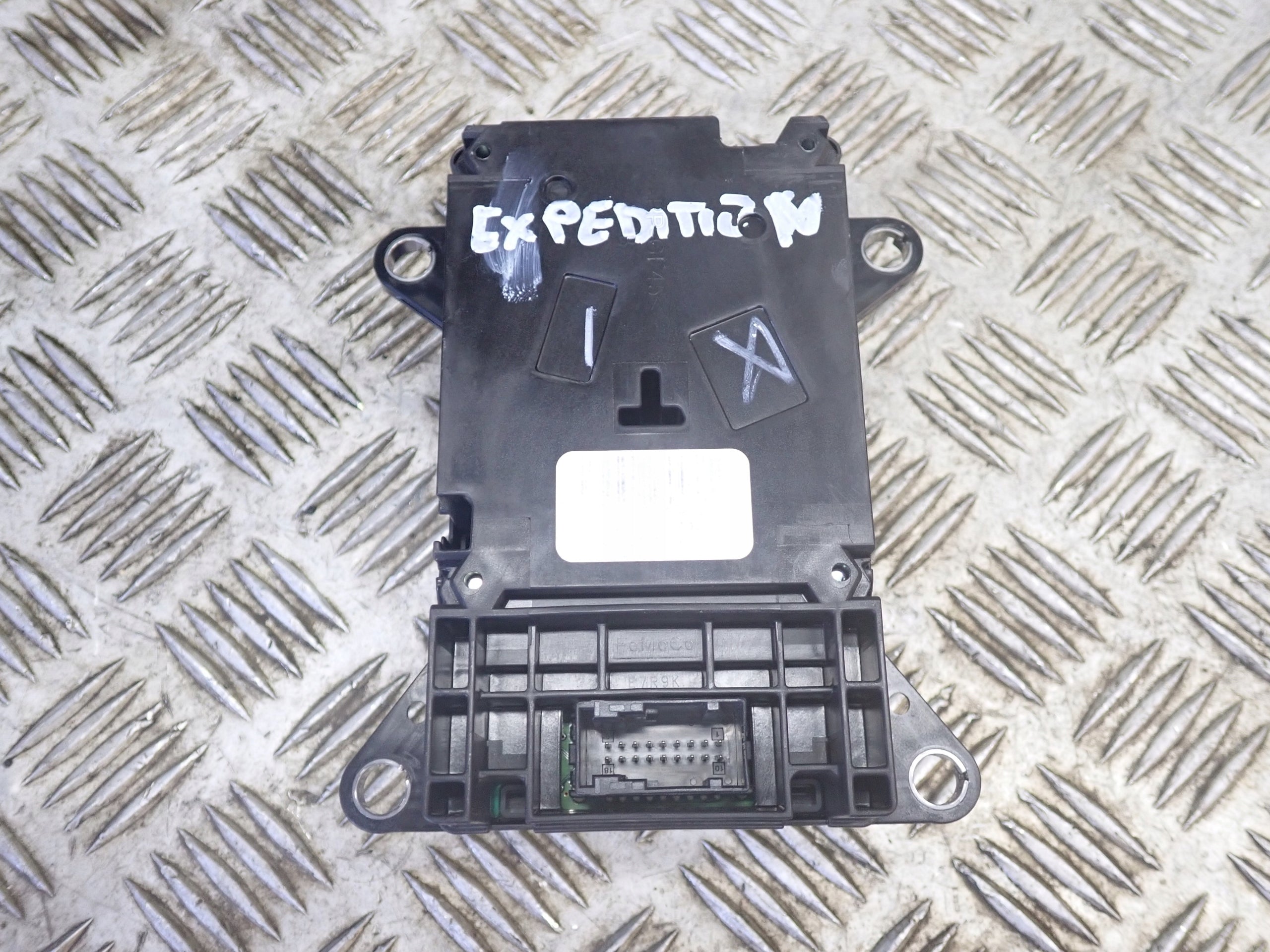 Panel Lewarek Wybierak Pokrętło Zmiany Biegów Ford Expedition 2020