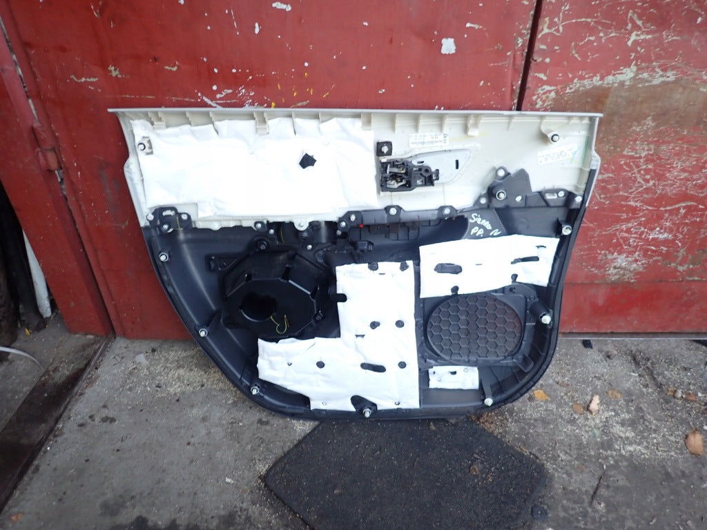 Boczek Drzwi Prawy Przedni Przód Toyota Sienna XL40 2021