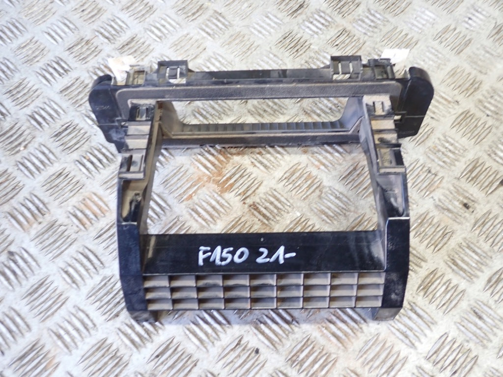Mocowanie Uchwyt Komputera Ford F150 2021-