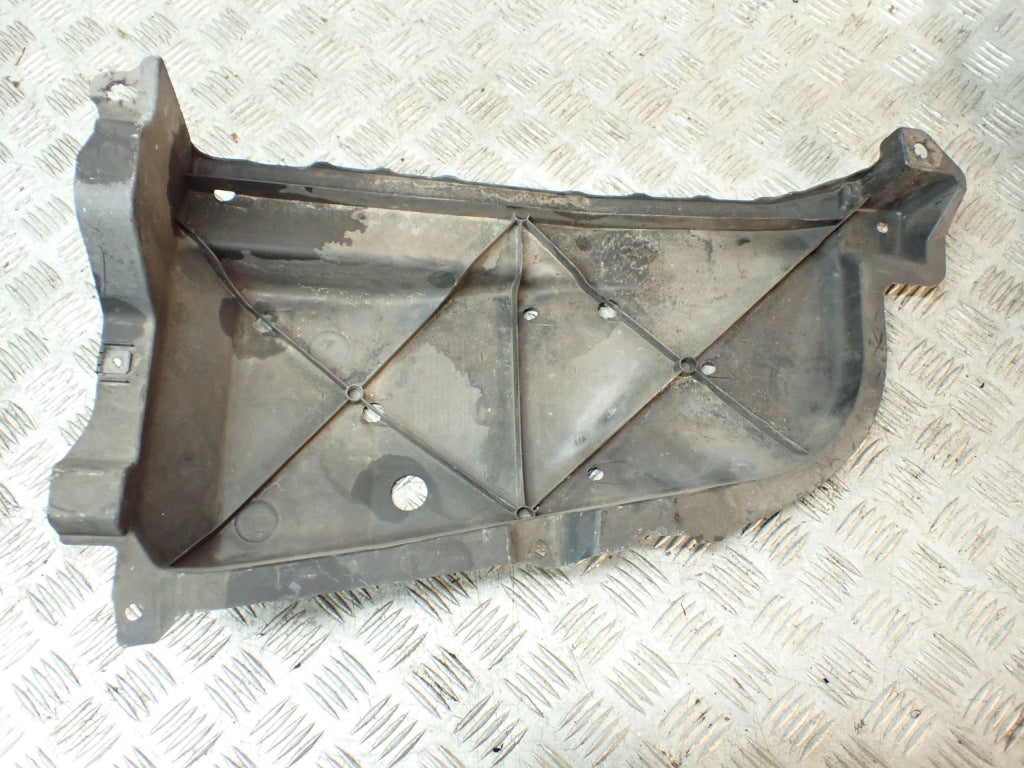 Osłona Zderzaka Tył Lewa Dolna Toyota Sienna XL40 2021