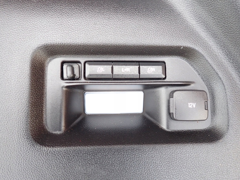 Boczek Bagażnika Prawy Tył Tylny Panel Ford Explorer 3.0 ST 2020