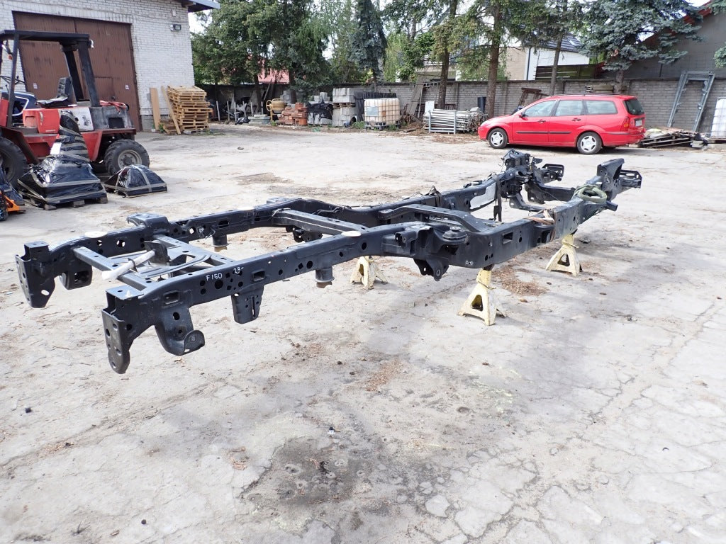 Rama Nośna Średnia Ford F150 4x4 Crew Cab Hybryda Paka 5.5ft 21-