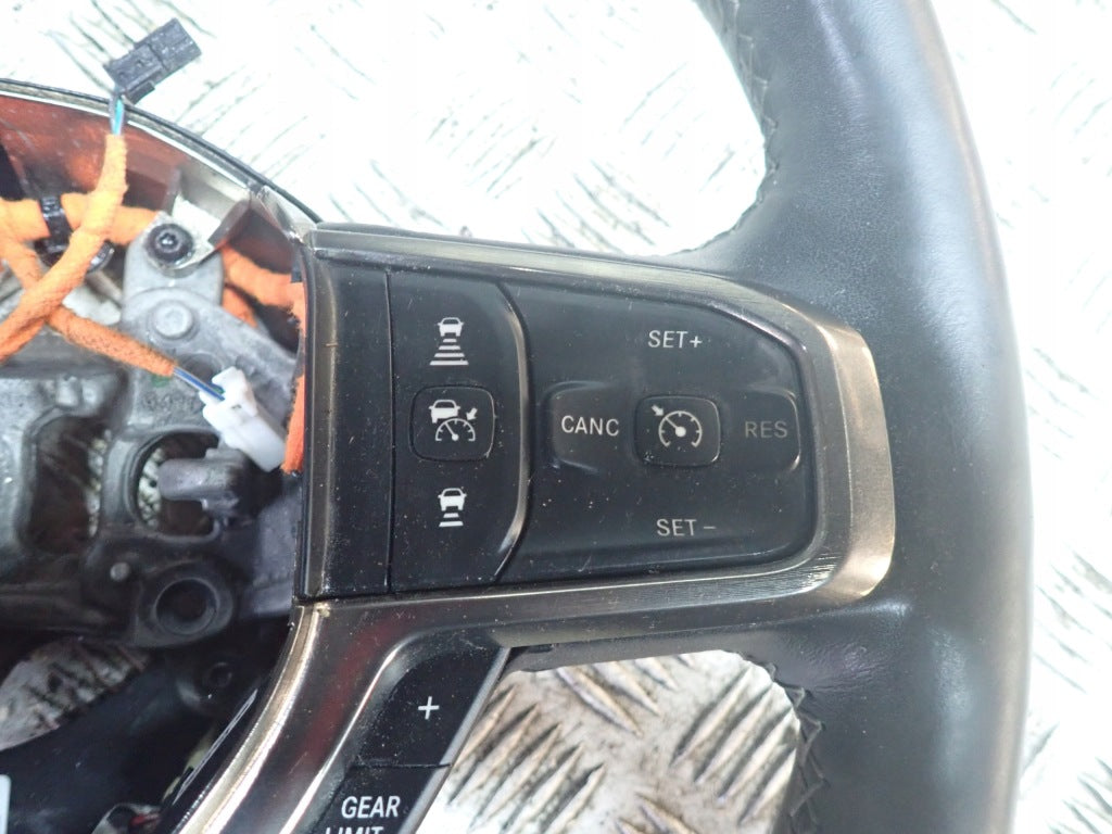 Kierownica Dodge RAM V Limited 19-