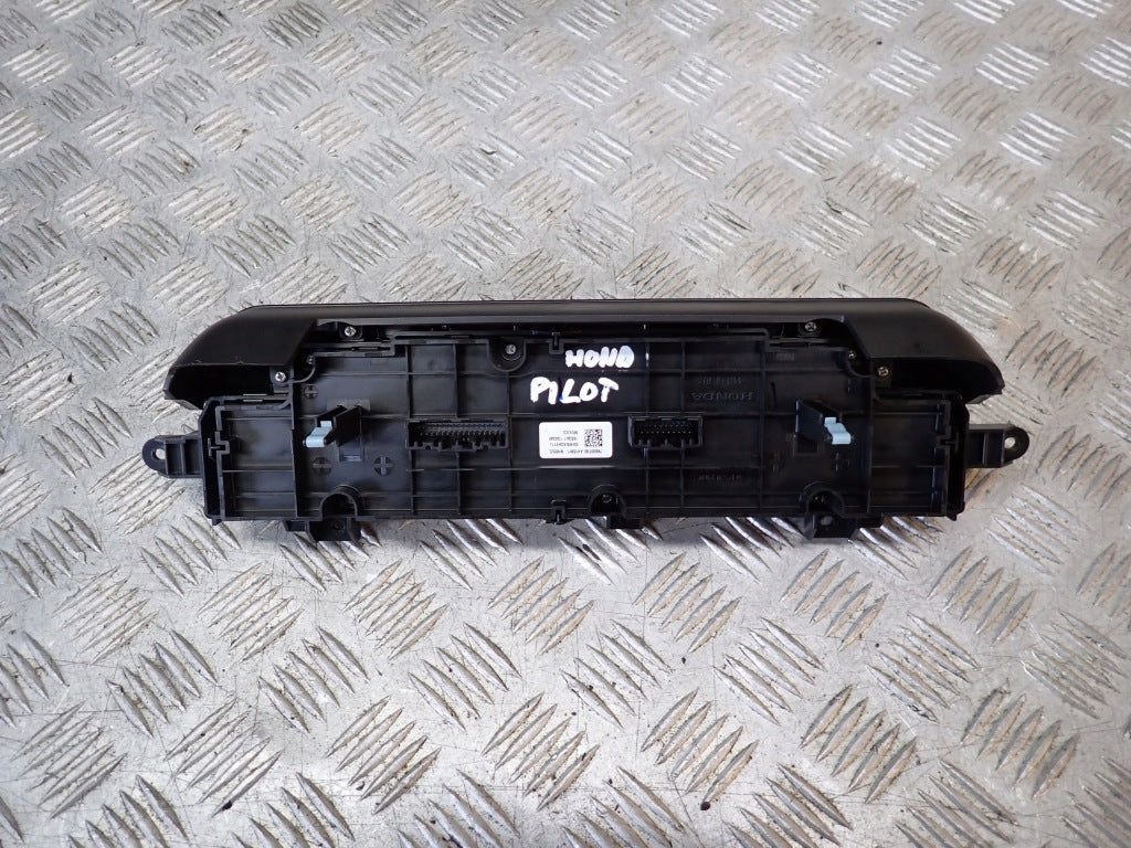 Panel Klimatyzacji Nawiewu Honda Pilot 4 YG2 4x4 2023