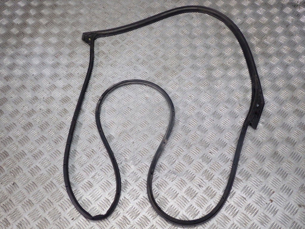 Right Front Door Seal Honda Pilot Acura MDX 2022-