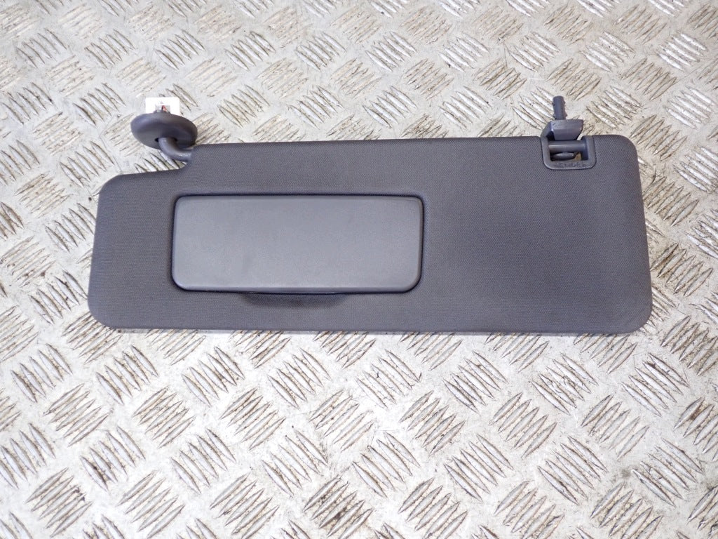 Osłona Przeciwsłoneczna Słoneczko Daszek Lewa Prawa Toyota Sienna XL40 2021